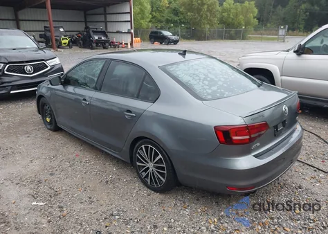 2016 Volkswagen Jetta 1.8T Sport z USA, uszkodzony, nr VIN 3VWD17AJ0GM367838
